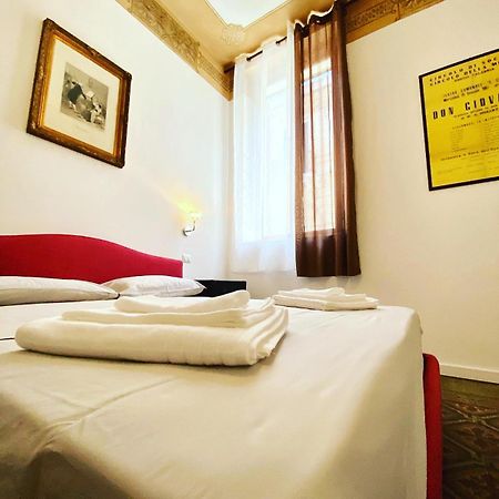 Al Teatro Bed & Breakfast Reggio di Calabria Exterior photo