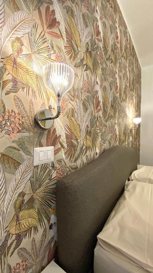 Al Teatro Bed & Breakfast Reggio di Calabria Exterior photo