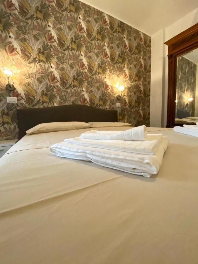Al Teatro Bed & Breakfast Reggio di Calabria Exterior photo